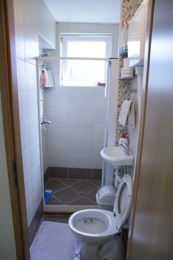 Lovely Apartment In Old Town 400M From City Center Sebilj Saraievo Exterior foto